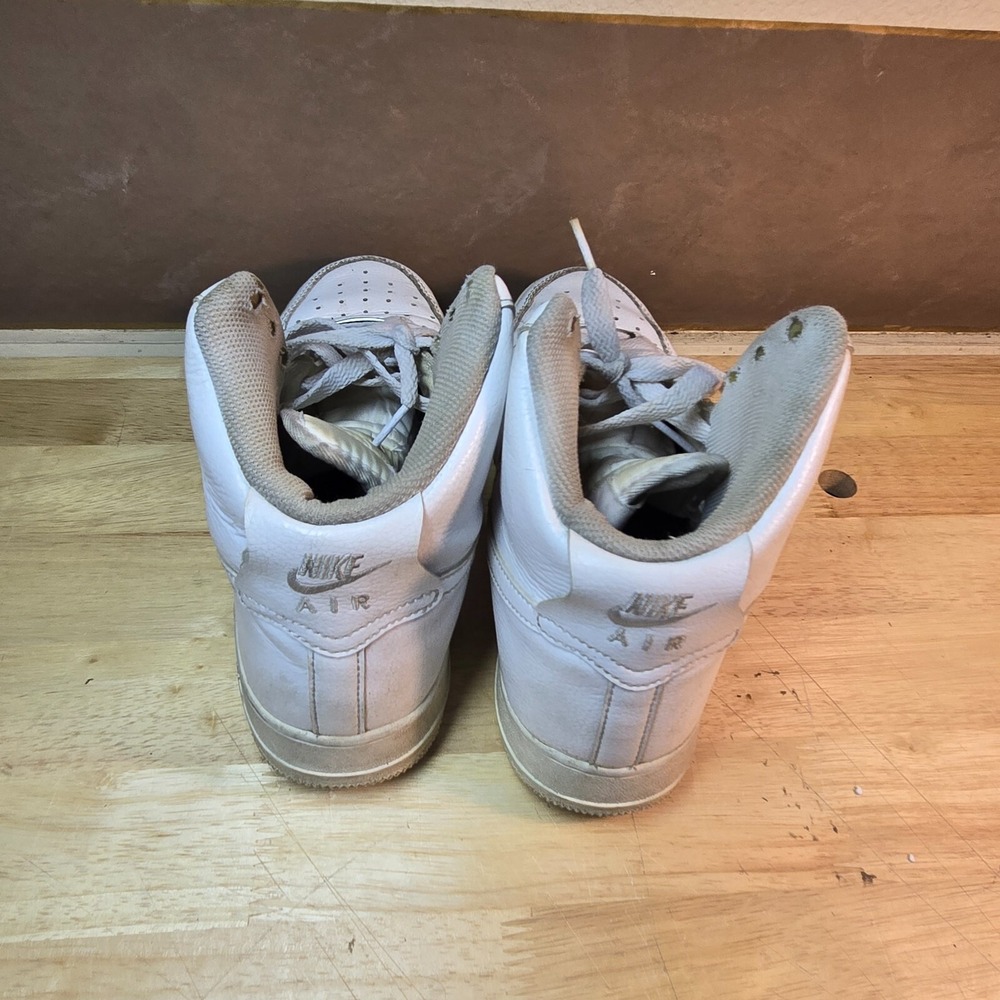 Nike Air Force 1 Triple White High Top Shoes 315121-115 Men's Size 8 - Picture 4 of 6